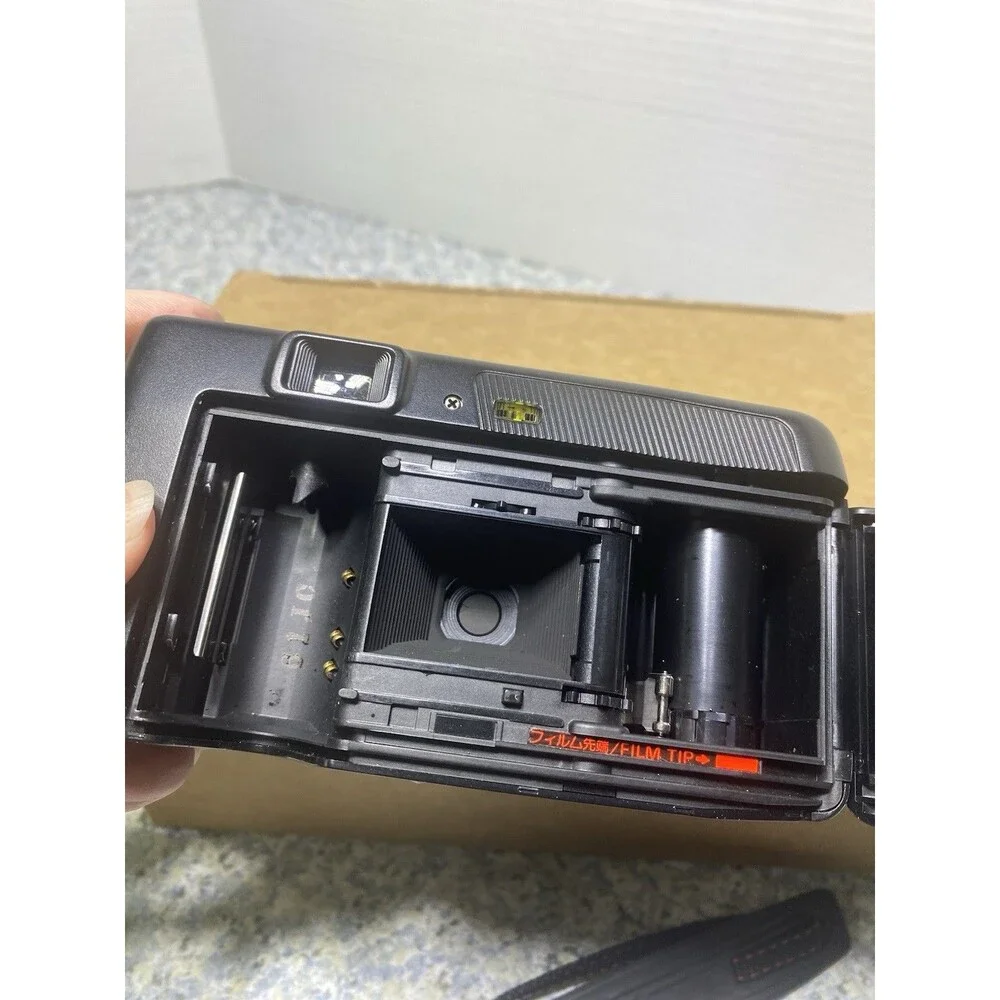 Nikon One Touch 100 | 35 mm Point & Shoot Film Camera